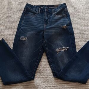 American Eagle Outfitters Women's Distressed Blue Jeans